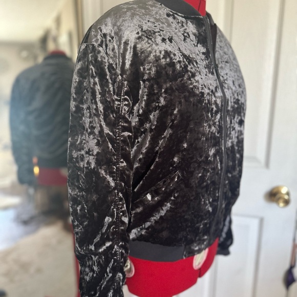 Thick Crushed Charcoal Velvet Bomber Jacket Women’s Sz M Like-New Condition - Picture 4 of 10